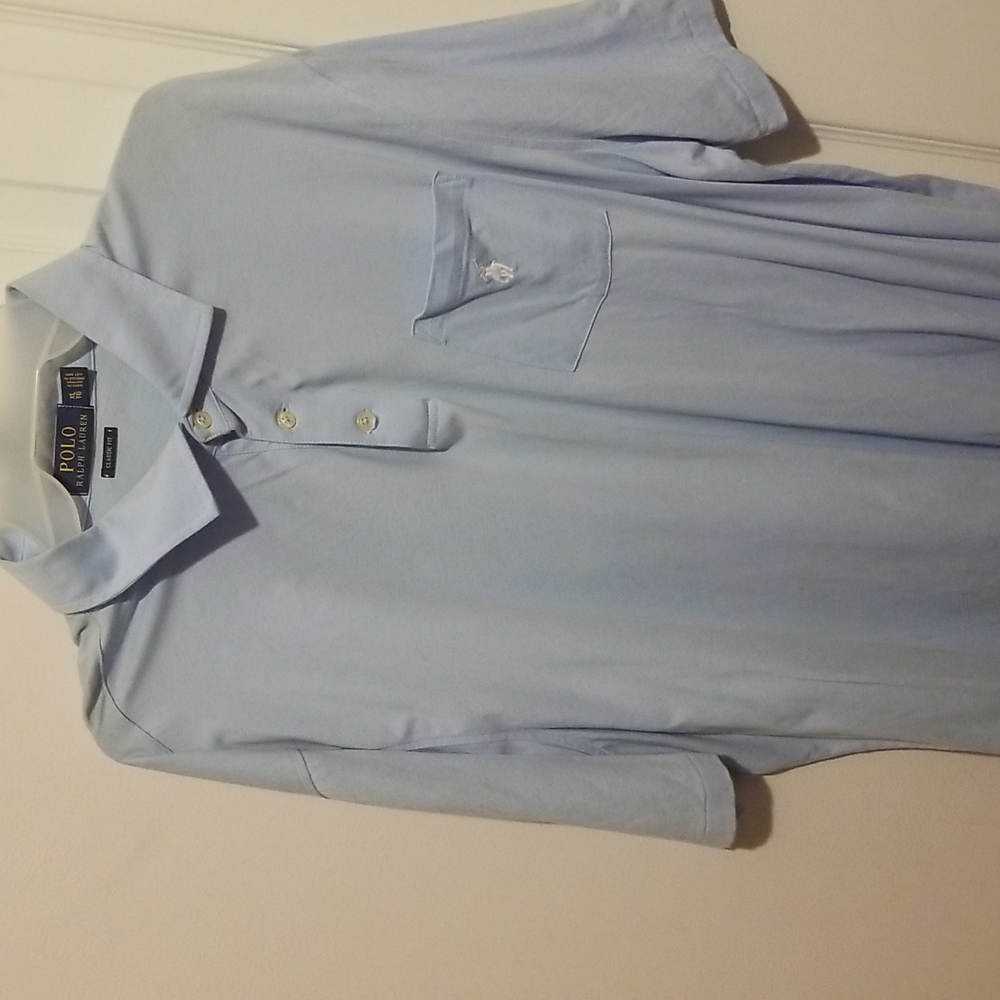 Sky blue polo Ralph Lauren short sleeve.